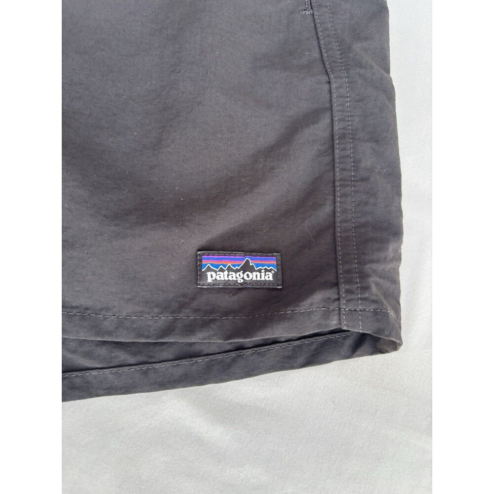 Patagonia Women's Size X Small Black 4" Inseam Unlined Baggies Shorts - Picture 3 of 9